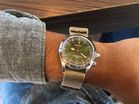 seiko alpinist nato.